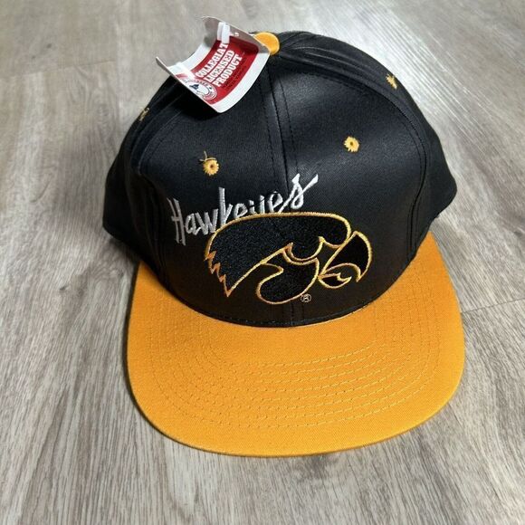 Vintage‎ Iowa Hawkeyes Hat Snapback NEW College Black Yellow Cap - Picture 1 of 8